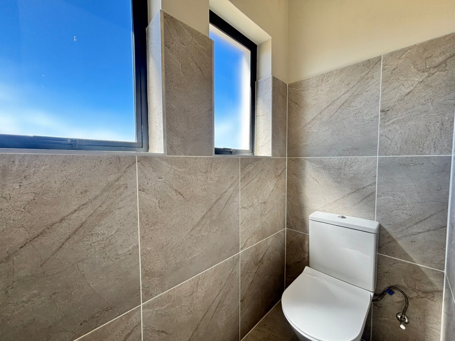 To Let 3 Bedroom Property for Rent in Helderzicht Eco Estate North West